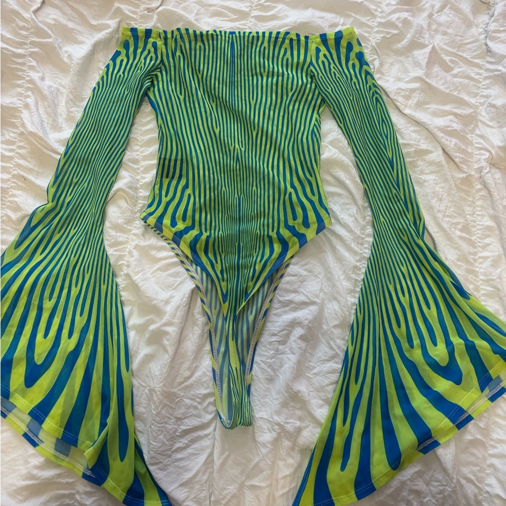 Badinka echo storm mesh bell sleeve bodysuit - Picture 2 of 4